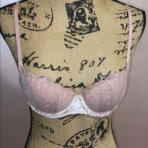 Soft pink lace velvet bra